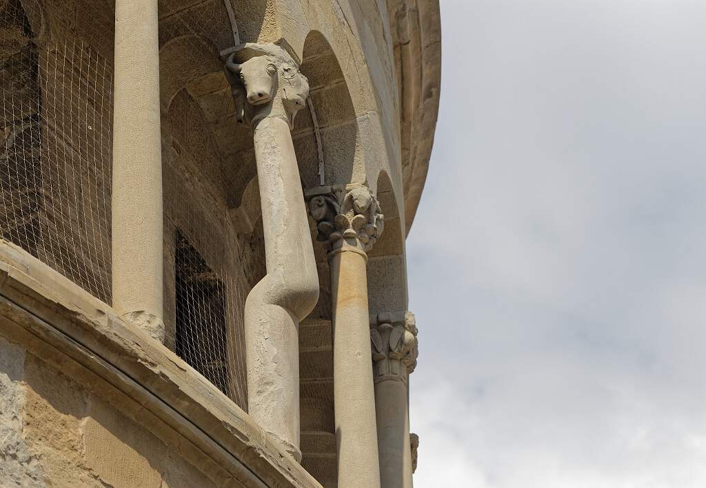 IT-Arezzo-Santa_Maria_della_Pieve-E6D_2015-08-23_6519_0001.jpg
