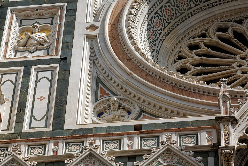 IT-Firenze-Santa_Maria_del_Fiore-E5D_2013-08-20_3130.jpg