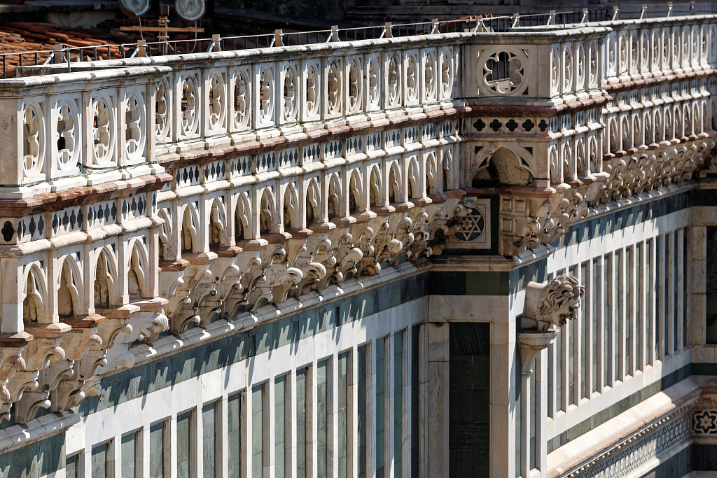 IT-Firenze-Santa_Maria_del_Fiore-E5D_2013-08-21_3194.jpg