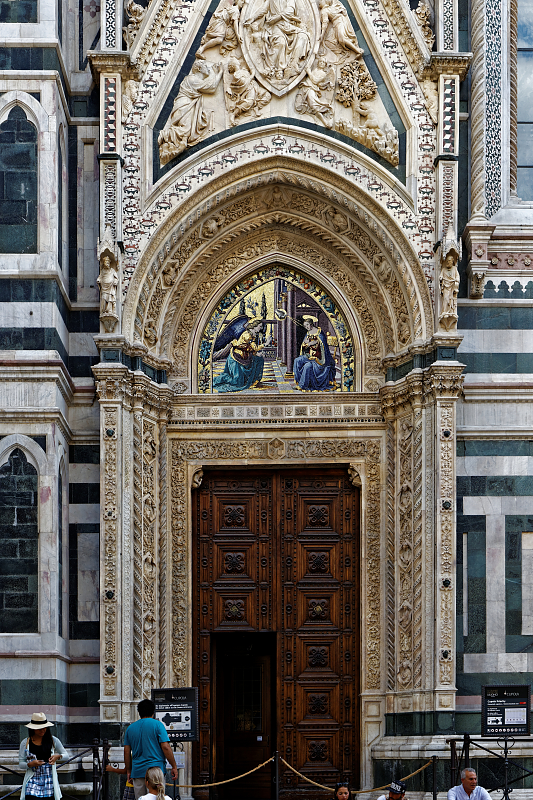 IT-Firenze-Santa_Maria_del_Fiore-E6D_2016-08-17_9980.jpg