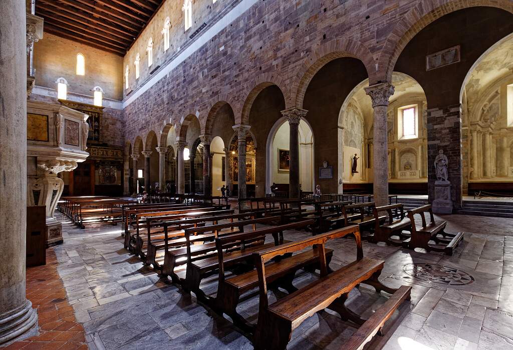 IT-Lucca-San_Frediano-E6D_2018-08-12_3619_0001.jpg