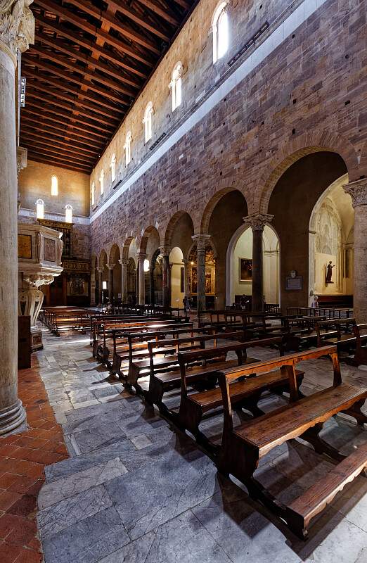 IT-Lucca-San_Frediano-E6D_2018-08-12_3620_0001.jpg