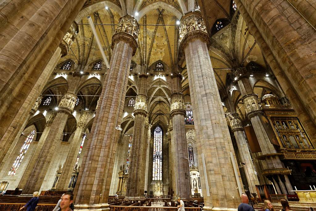 IT-Milano-Cattedrale-E6D_2016-08-13_9080_0001.jpg