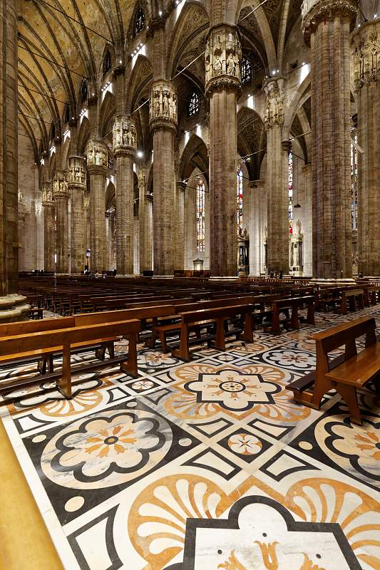 IT-Milano-Cattedrale-E6D_2016-08-13_9085_0002.jpg