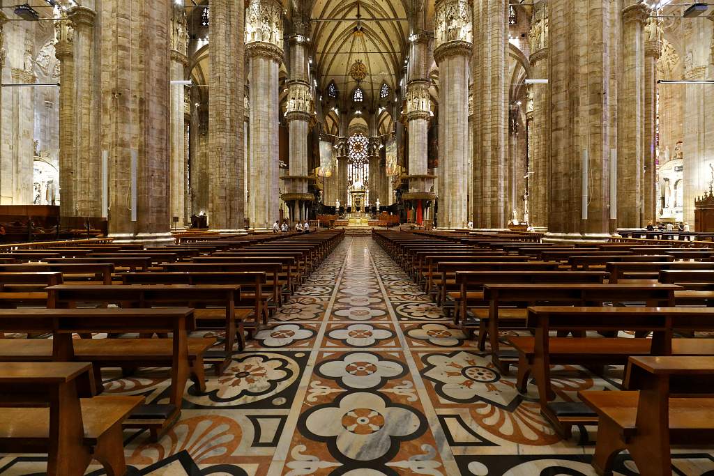 IT-Milano-Cattedrale-E6D_2016-08-13_9089_0001.jpg