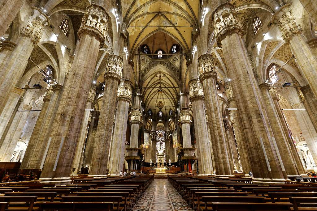 IT-Milano-Cattedrale-E6D_2016-08-13_9090_0001.jpg