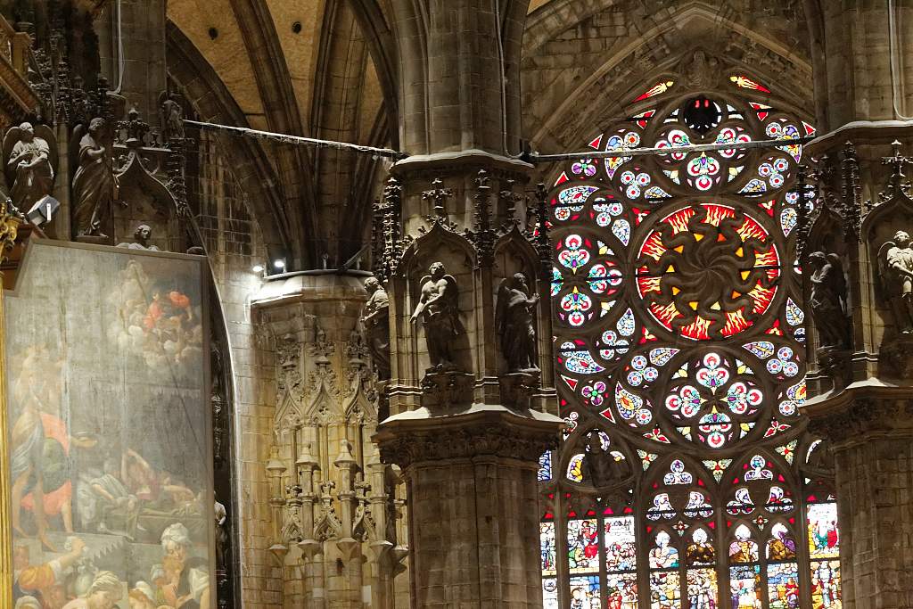 IT-Milano-Cattedrale-E6D_2016-08-13_9105_0002.jpg