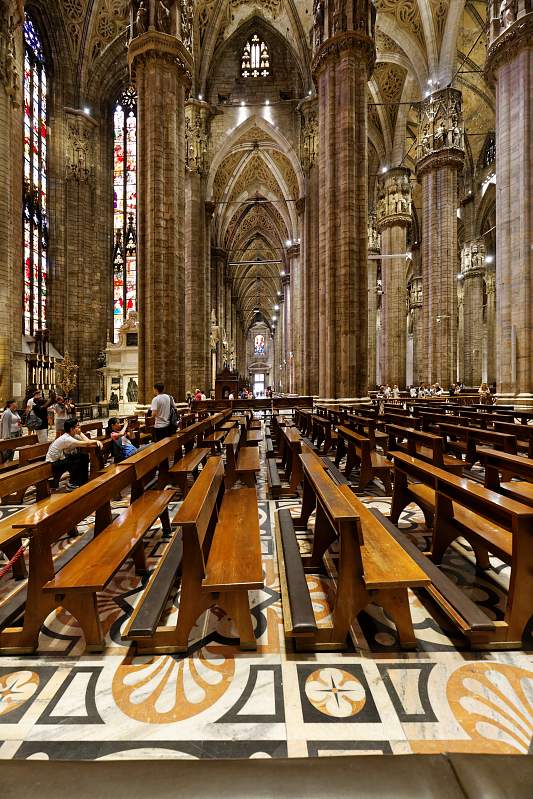 IT-Milano-Cattedrale-E6D_2016-08-13_9114_0001.jpg