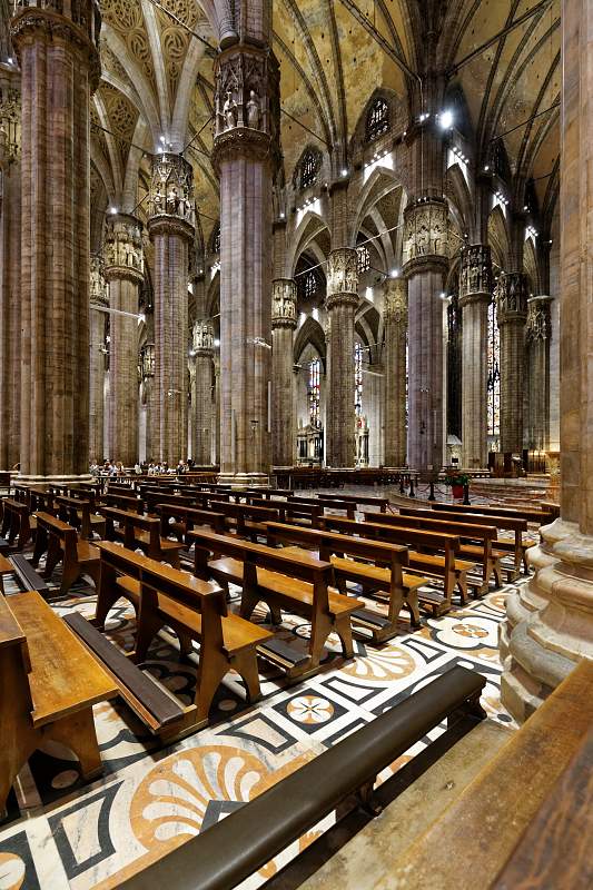 IT-Milano-Cattedrale-E6D_2016-08-13_9115_0001.jpg