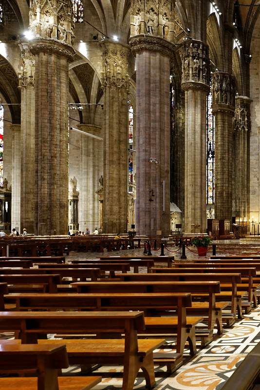 IT-Milano-Cattedrale-E6D_2016-08-13_9121_0001.jpg