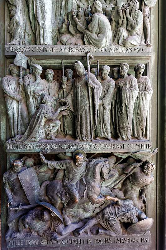 IT-Milano-Cattedrale-E6D_2016-08-13_9123_0001.jpg