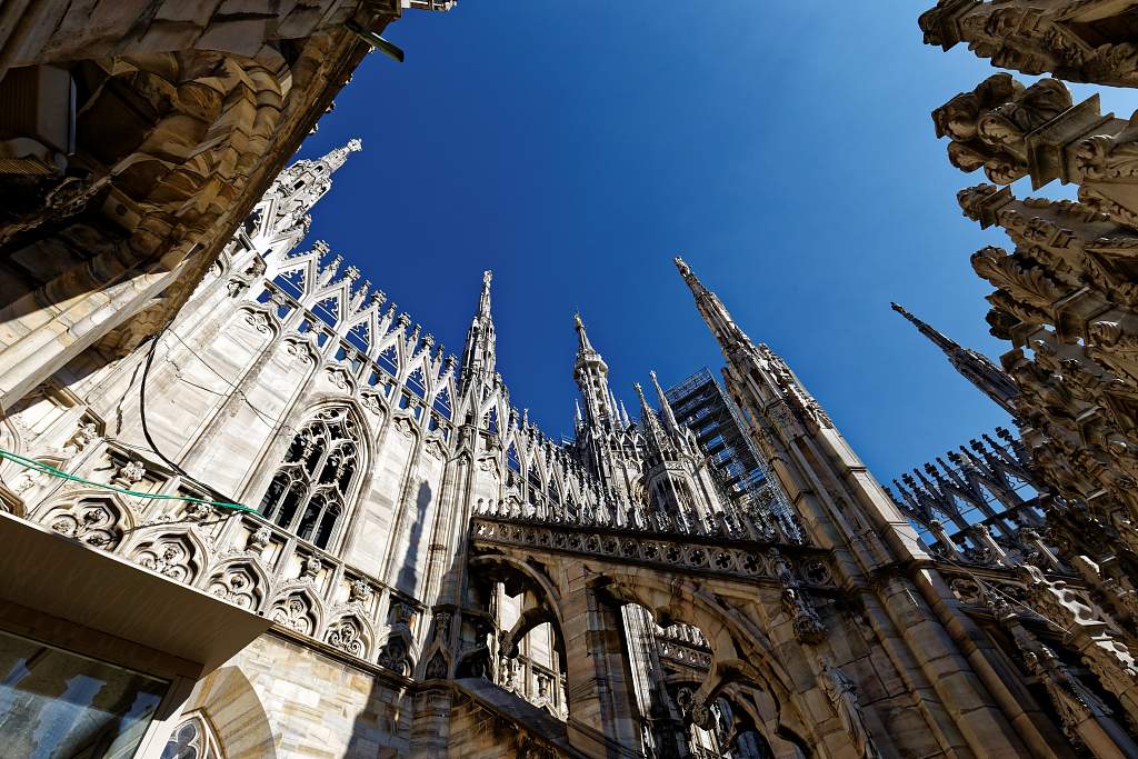 IT-Milano-Cattedrale-E6D_2016-08-13_9162_0001.jpg