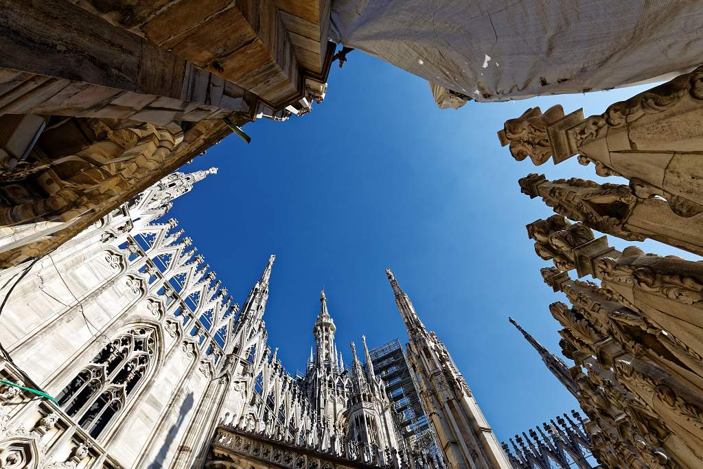 IT-Milano-Cattedrale-E6D_2016-08-13_9163_0001.jpg