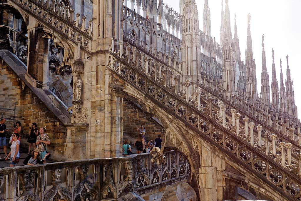 IT-Milano-Cattedrale-E6D_2016-08-13_9168_0002.jpg