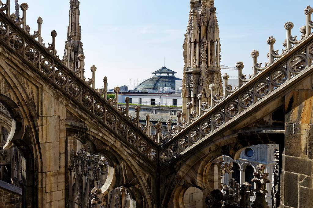 IT-Milano-Cattedrale-E6D_2016-08-13_9174_0001.jpg