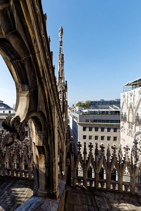 IT-Milano-Cattedrale-E6D_2016-08-13_9178_0001.jpg