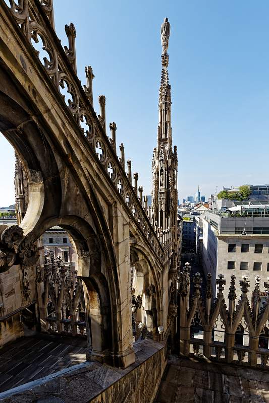 IT-Milano-Cattedrale-E6D_2016-08-13_9179_0001.jpg