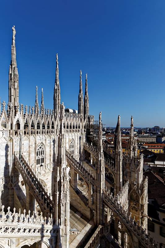 IT-Milano-Cattedrale-E6D_2016-08-13_9193_0002.jpg