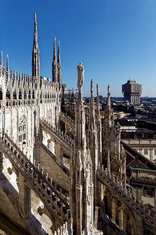 IT-Milano-Cattedrale-E6D_2016-08-13_9194_0001.jpg
