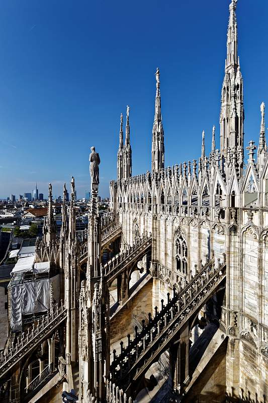 IT-Milano-Cattedrale-E6D_2016-08-13_9197_0001.jpg
