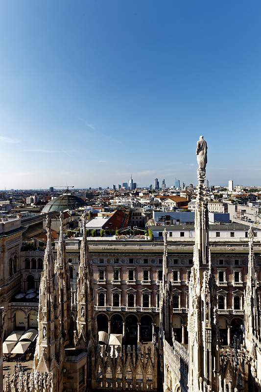 IT-Milano-Cattedrale-E6D_2016-08-13_9204_0001.jpg