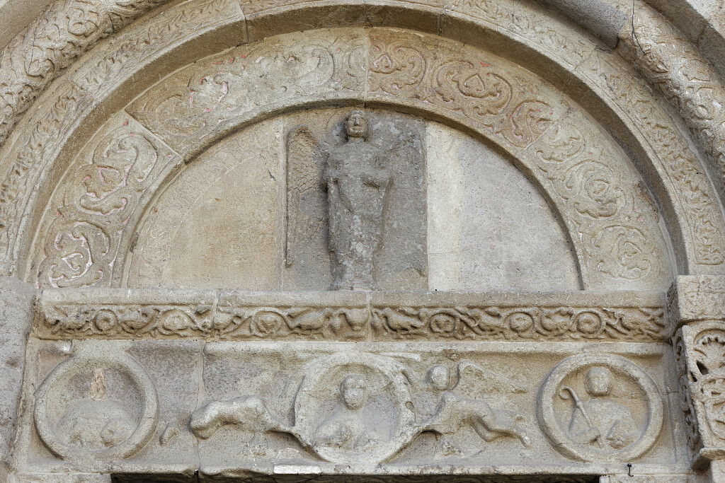 IT-Pavia-San_Michele_Maggiore-E6D_2016-08-15_9666.jpg
