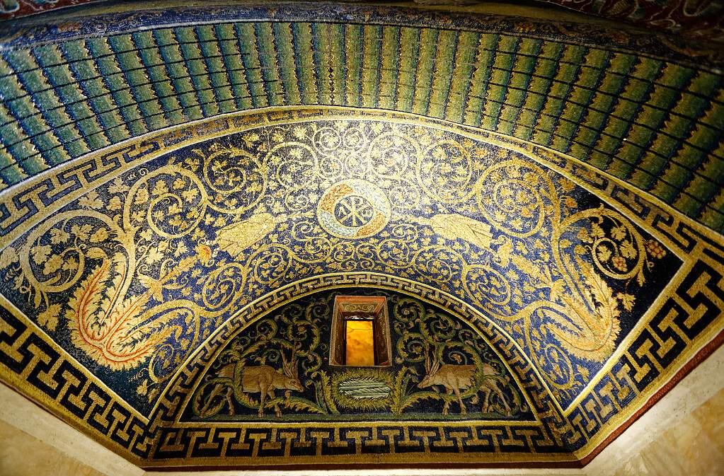 IT-Ravenna-Galla_placidia-E5D_2014-08-18_4114_0001.jpg