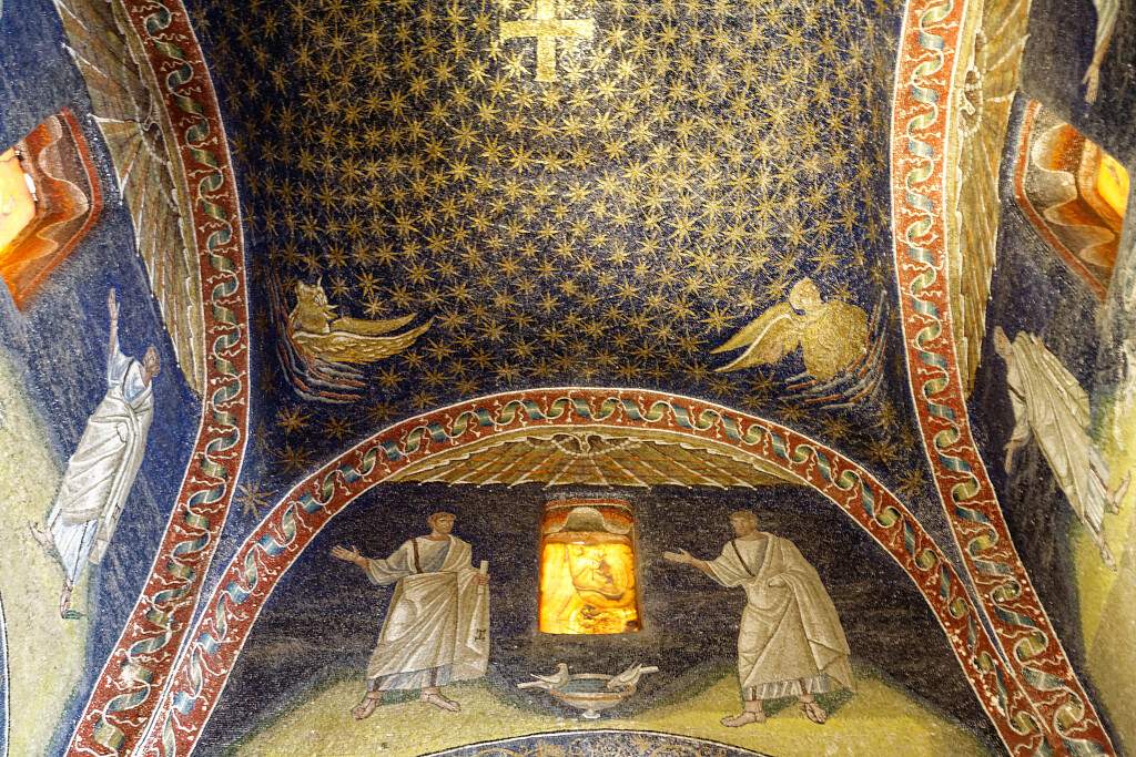IT-Ravenna-Galla_placidia-E5D_2014-08-18_4122_0001.jpg