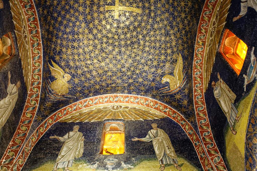 IT-Ravenna-Galla_placidia-E5D_2014-08-18_4126_0001.jpg