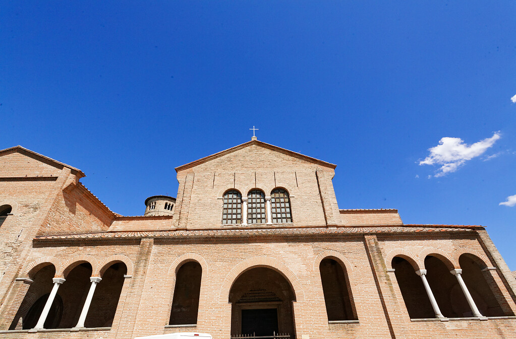 IT-Ravenna-SantApollinareinClasse-E5D_2014-08-18_4163.jpg