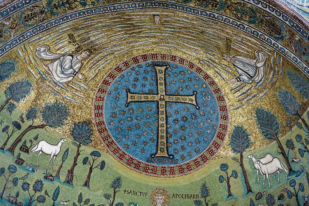 IT-Ravenna-SantApollinareinClasse-E5D_2014-08-18_4238.jpg