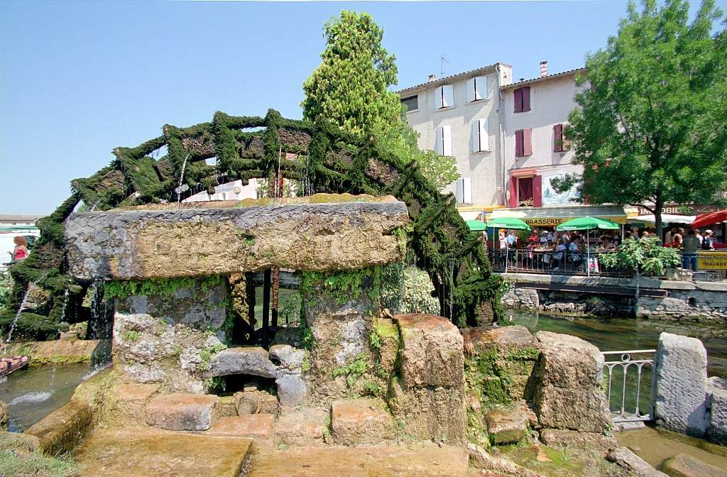 Ile_sur_la_sorgue-crop0052.jpg