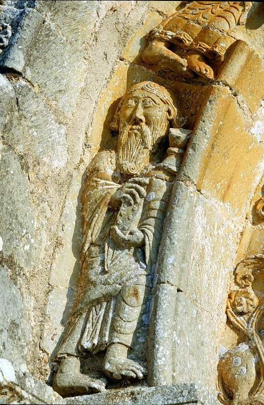 Notre_Dame_de_Genouille_2943-0036.jpg