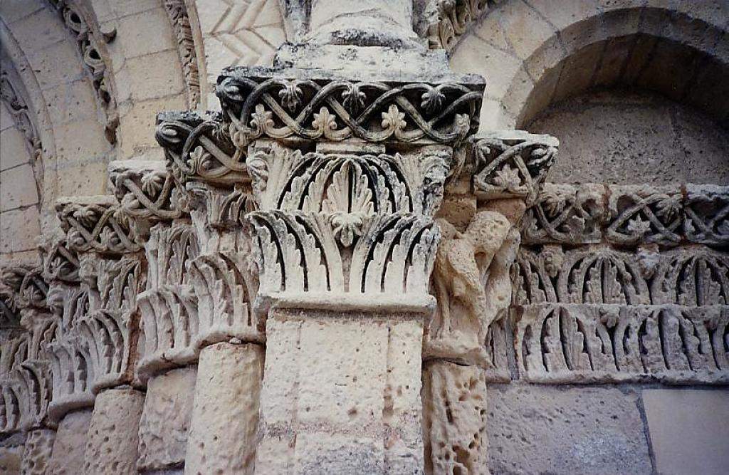 Notre_Dame_la_Grande_Poitiers_3.jpg