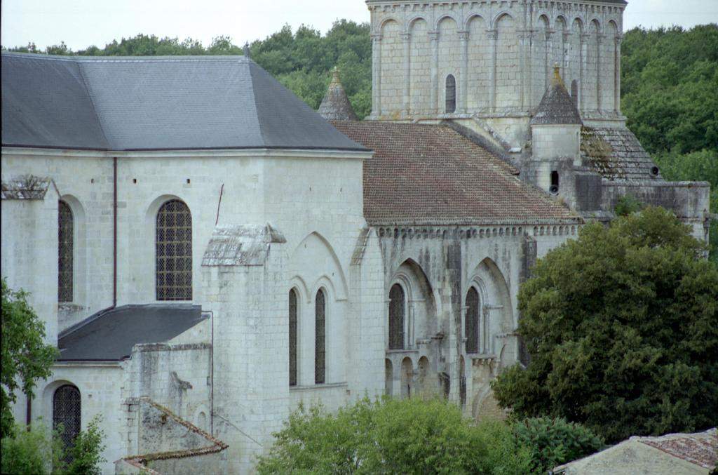 NouailleMauperthuis003.jpg