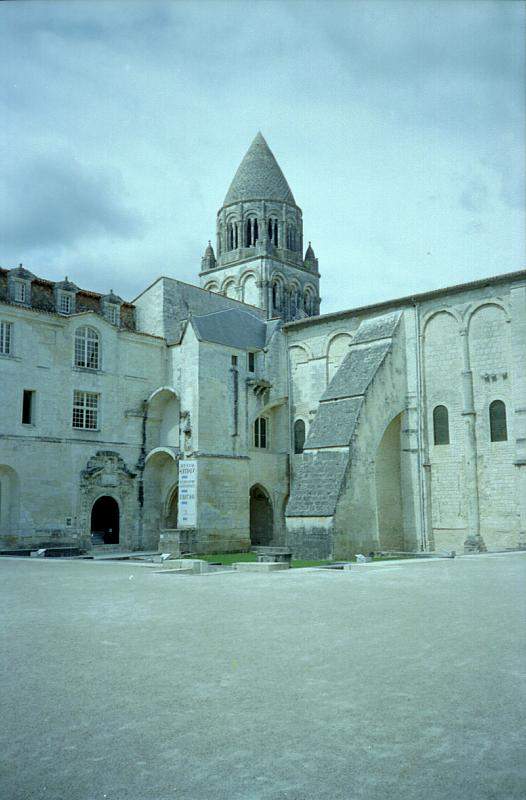 Abbaye aux Dames de Saintes