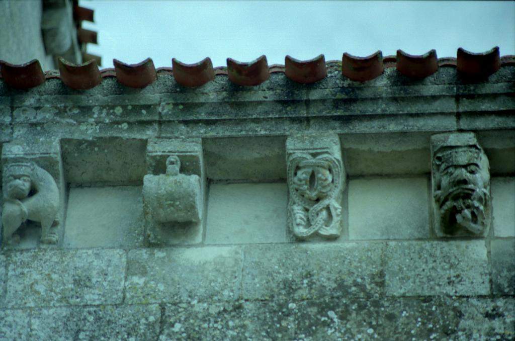 St_Nicolas_Maillezais002.jpg