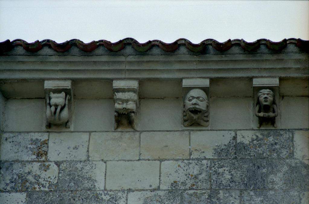 St_Nicolas_Maillezais005.jpg